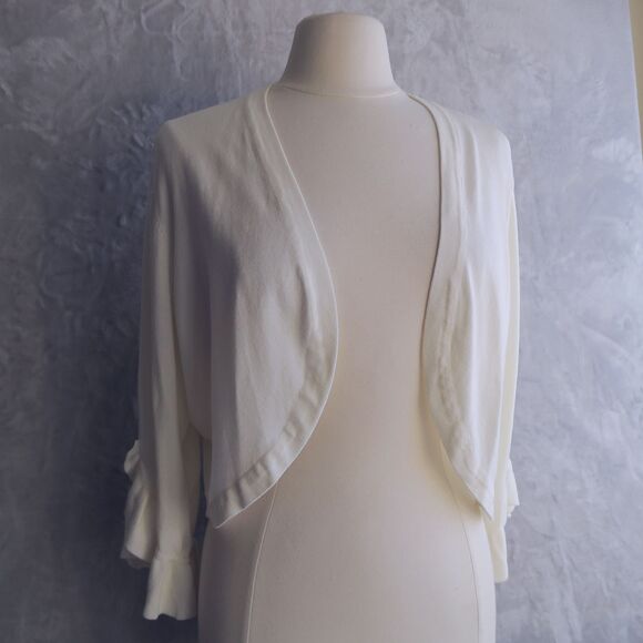 LANE BRYANT Ivory Open Front Cardigan Size 18/20 Cropped Ruffle Sleeve Romantic - Picture 5 of 10